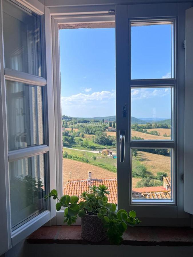 Buongiorno Maestra Di Monteverdi Marittimo, Borgo Di Canneto Canneto  Bagian luar foto